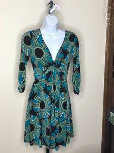 lot 35 image: 15 Pieces BRAND NEW Kokoon Womens Designer Clothes (S) ($702 Value)