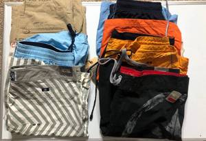 lot 22 image: 6 Pairs of Mens Swimming Shorts  Converse Polo Quicksilver NauticaSizes 34, L, XL