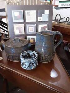 Pottery & Wall Decor