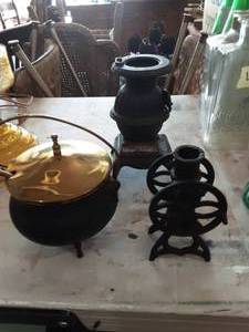 3-Cast IronMetal Collectibles
