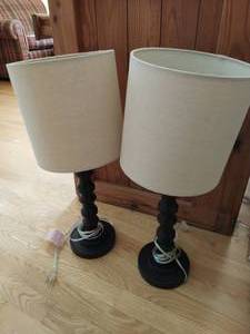 2 Desk lamps