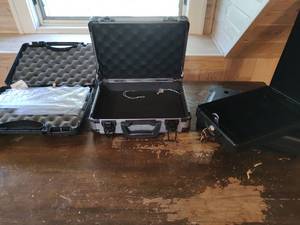 Small Gun cases and safe