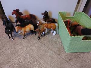 Toy horses