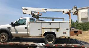 2008 Ford F-450 XL Super Duty Bucket Truck