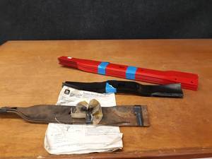 lot 38 image: Lot of Assorted Lawn Mower Blades - Most are New