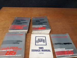 lot 244 image: Lot of (5) 1985 GMC Truck Service Manuals