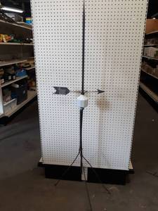 lot 283 image: Lightning Rod w Arrow & Milk Glass Lightning Ball