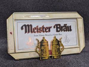 lot 17 image: Meister Brau Lighted Sign