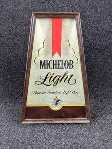 lot 28 image: Michelob Light Lighted Sign
