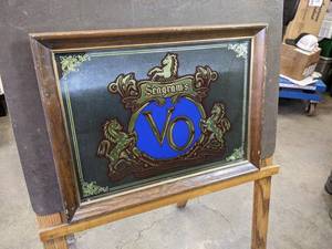 lot 73 image: Seagrams VO Mirror Sign
