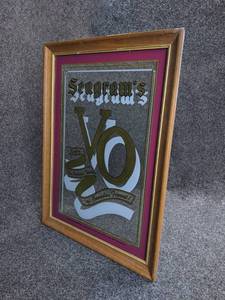 lot 79 image: Seagrams VO Mirror Sign