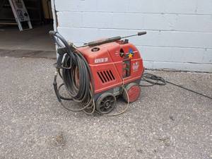 lot 176 image: Northstar 1300 Hot Water Pressure Washer - Untested