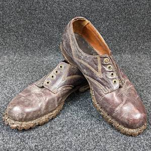 lot 300 image: Antique Golf Shoes - Complete with Steel Cleats