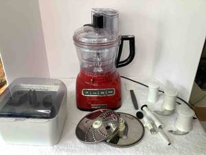 lot 16 image: Kitchenaid 11 Cup Food Processor