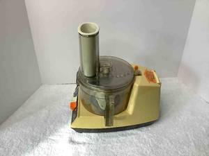 lot 33 image: Vintage General Electric Food Processor With Attachments