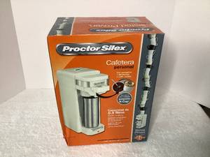 lot 40 image: Single-Server Plus Coffee Maker