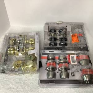 lot 53 image: Huge Lot of Door Knobs and Locks