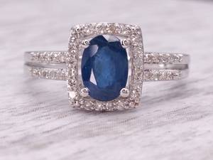 Natural Blue Sapphire and Diamond Halo Ring in 14k Gold $2,850 Retail