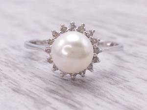 White Pearl and Diamond Halo Estate Ring in 14kt Gold