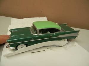lot 12 image: Revell 125 Scale 57 Chevrolet Bel Air Hard Top Green Promo Model Built Model #0906 - NEW IN BOX - SEE PICTURES