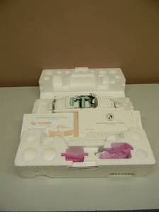 lot 38 image: THE FRANKLIN MINT 124 SCALE LIMITED EDITION 1955 PACKARD CARIBBEAN - IN BOX - GREAT PIECE - SEE PICTURES