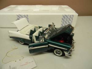 lot 41 image: THE FRANKLIN MINT 124 SCALE LIMITED EDITION 1956 CHEVROLET BEL AIR - IN BOX - GREAT PIECE - SEE PICTURES