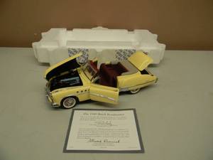 lot 42 image: THE FRANKLIN MINT 124 SCALE LIMITED EDITION 1949 BUICK - IN BOX - GREAT PIECE - SEE PICTURES