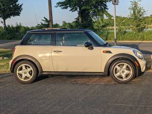 NO RESERVE 2008 Mini Cooper Turbo VIDEO