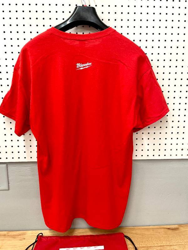 Milwaukee Mens Shirt Drawstring Bag and Carpenter Pencil Lot