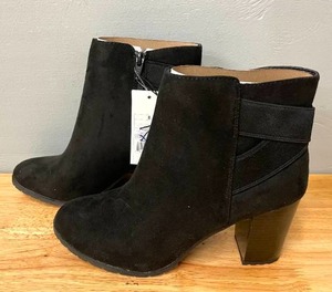 A New Day Womens Black Suede Ankle Boots Size 8