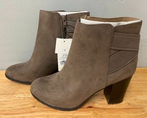 A New Day Womens Brown Taupe Suede Ankle Boots Size 7.5
