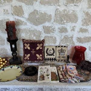 Collection of Home Dcor
