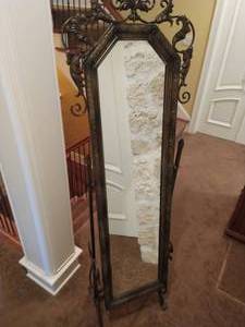 Floor mirror