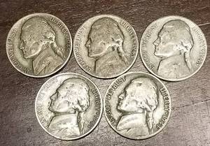 GROUP OF 5 US WWII WARTIME SILVER NICKELS