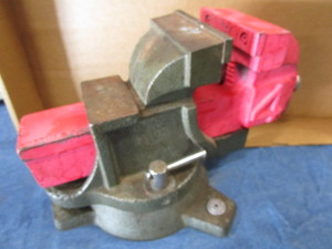 Bench Vise