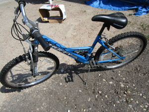 Huffy 18 Speed Bicycle