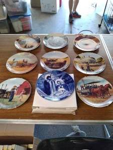 8 pc The Danbury Mint Collector Pla...