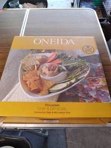 Oneida Porcelain Chip & Dip Bowl...