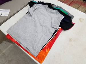 lot 25 image: Lot of ( 10 ) T-Shirts Small