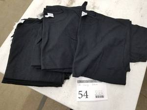 lot 54 image: Lot of ( 12 ) Gildan T-Shirts Large Black