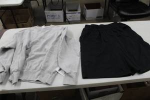 lot 118 image: Lot of ( 4 ) Shirts Medium