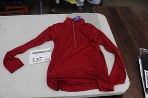 lot 137 image: Expert Performance Mens Long Sleeve Pullover Shirt Small Red