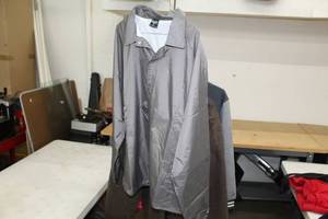 lot 166 image: Mens Snap-Up Jacket X-Large Silver