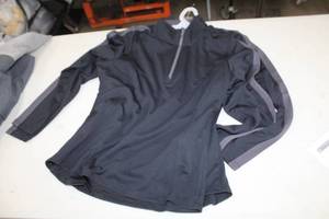 lot 173 image: Lot of ( 2 ) Sport-tek Long Sleeve Pullover Shirts Large Dark Grey