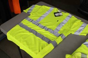 lot 237 image: Key FR T-Shirt Large High-Visibility Yellow