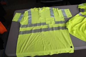 lot 238 image: National Safety Apparel FR T-Shirt X-Large High-Visibility Yellow