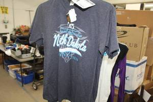 lot 903 image: Lot of ( 5 ) T-Shirts Small with logo North Dakota