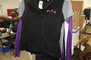 lot 904 image: Lot of ( 7 ) Topss Large