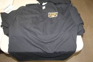 lot 975 image: Lot of ( 10 ) T-Shirts 3X-Large Black with logo Support Gun Rights