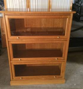 WOW Vintage 3 Tempered Glass Doors Oak Barristers Bookcase Cabinet With Dual Brass Pulls - A Lot Of Nice Touches To This Fabulous ArtsCrafts Legal Shelving&nbsp&nbsp